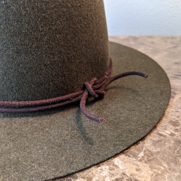 Orvis Wool Felt Fedora Brim Hat Saddle 